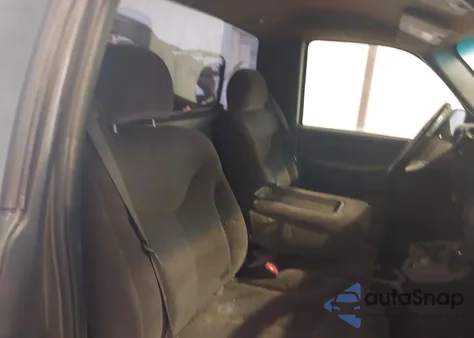 1999 Chevrolet Silverado 2500 from USA, damaged, VIN 1GCGK24UXXE251736